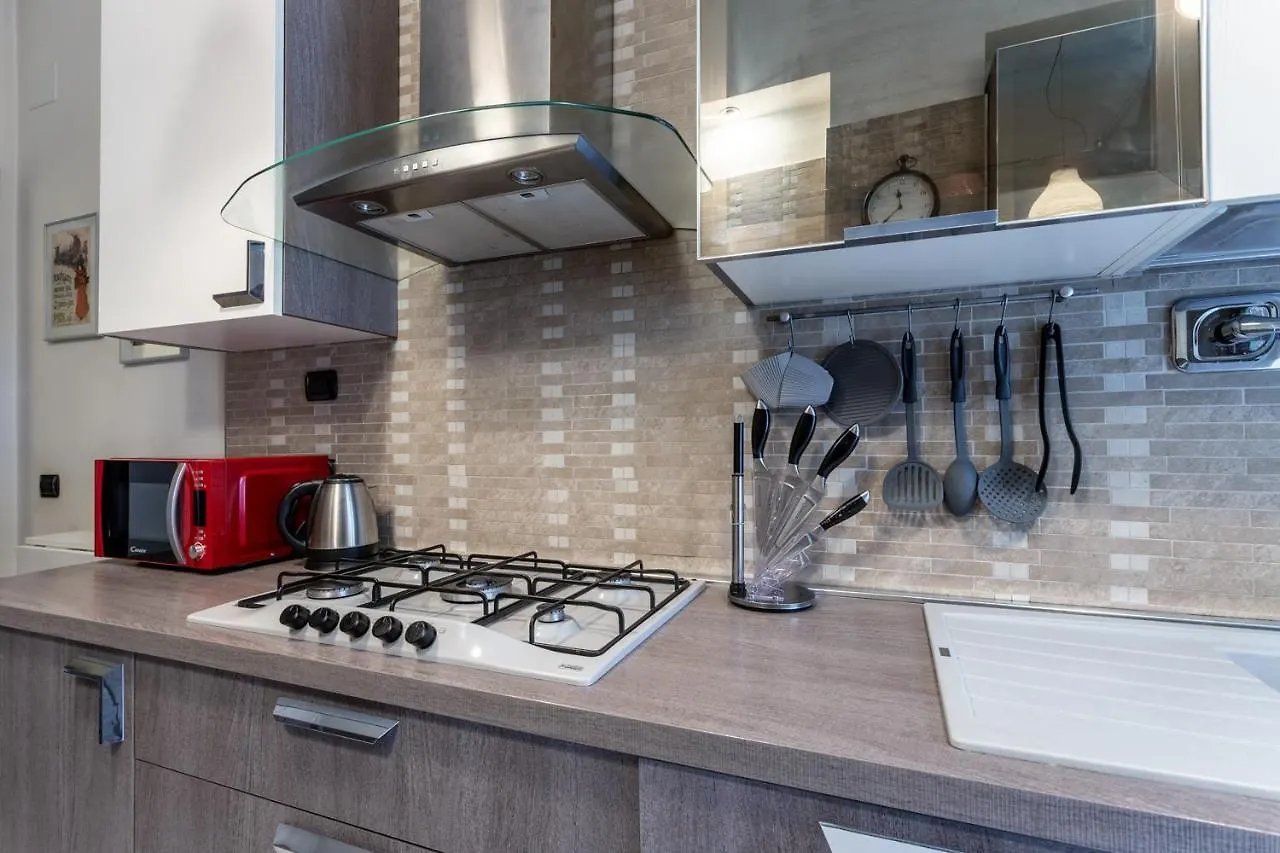 Naima Apartment San Pietro Rome