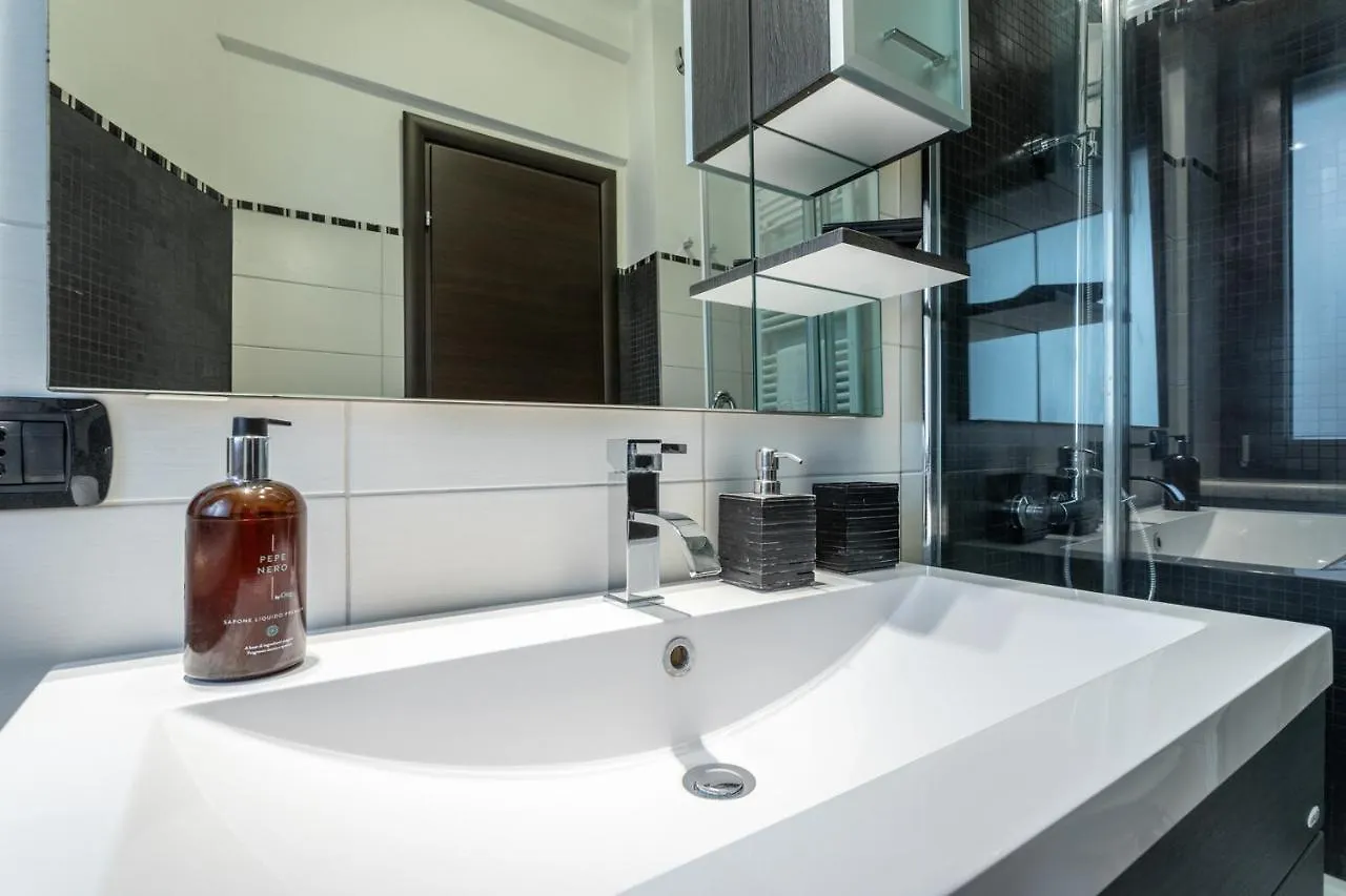 Naima Apartment San Pietro Рим