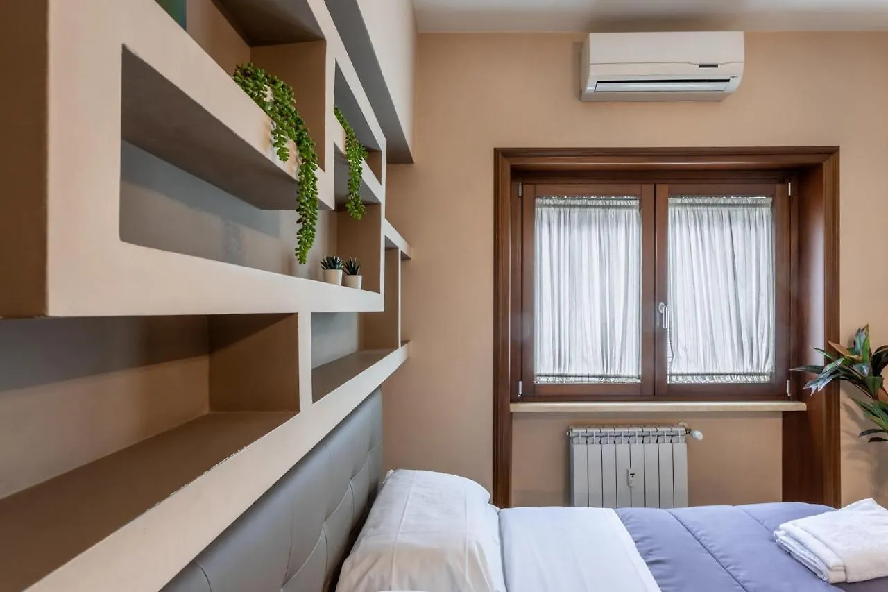 Naima Apartment San Pietro Рим