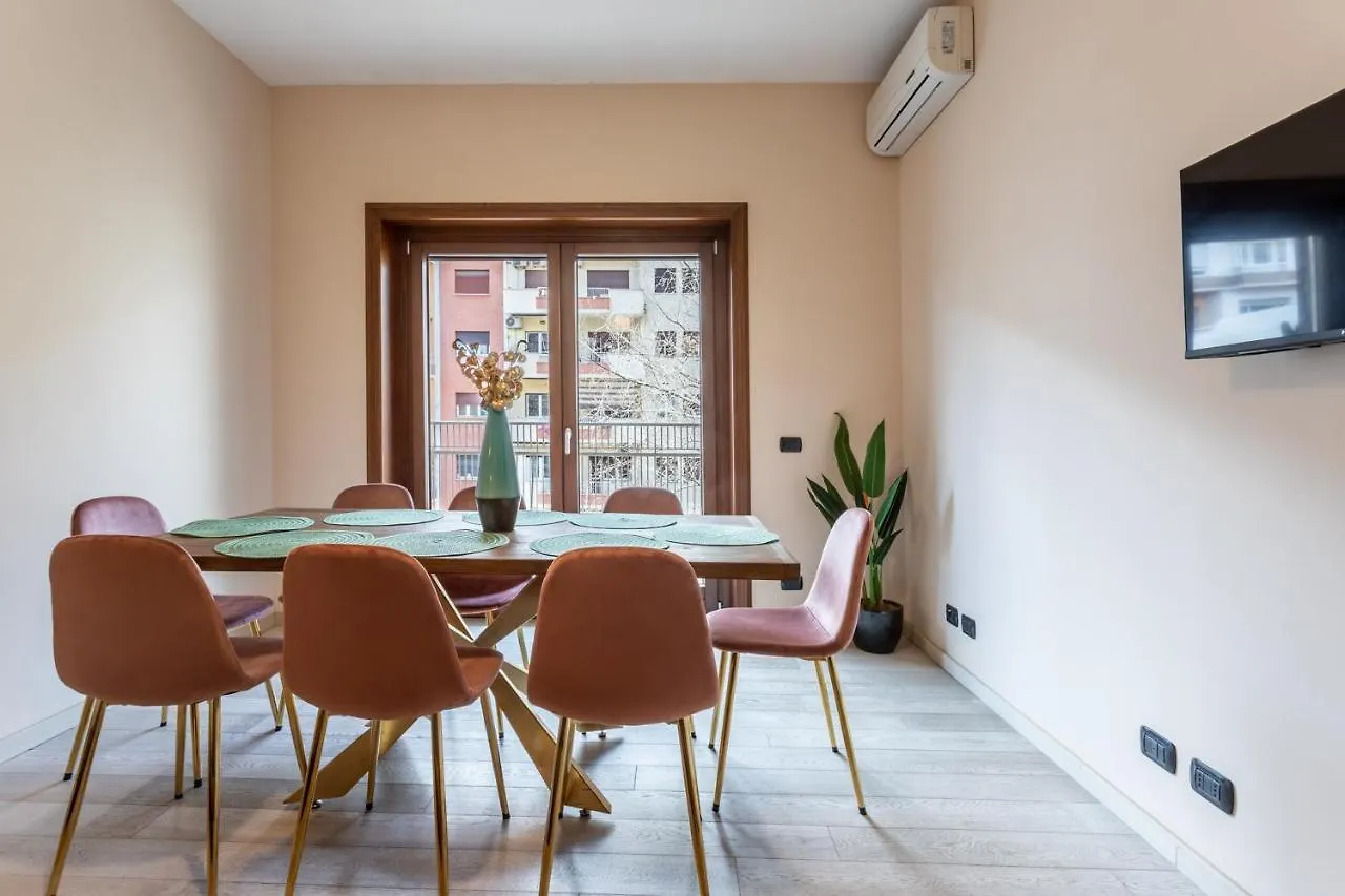 Naima Apartment San Pietro Rome 0*,