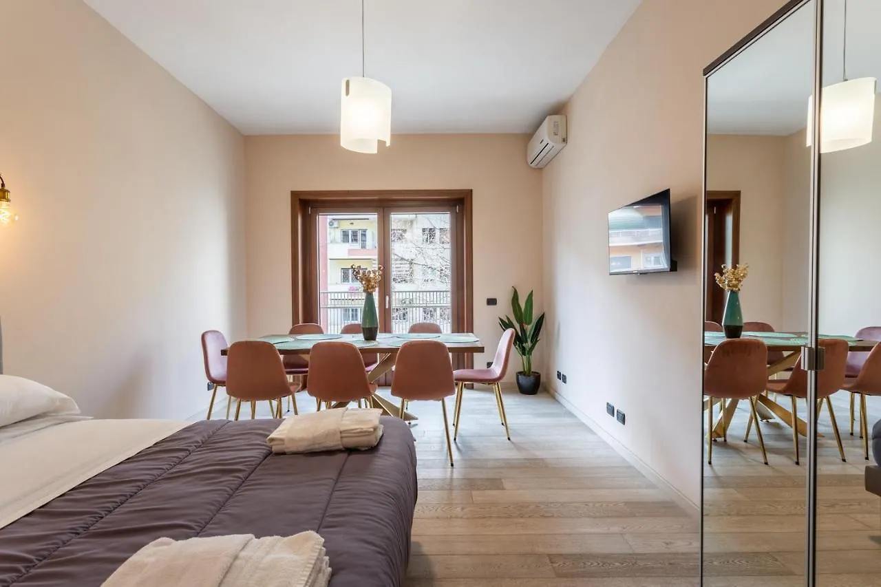 Naima Apartment San Pietro Рим Италия