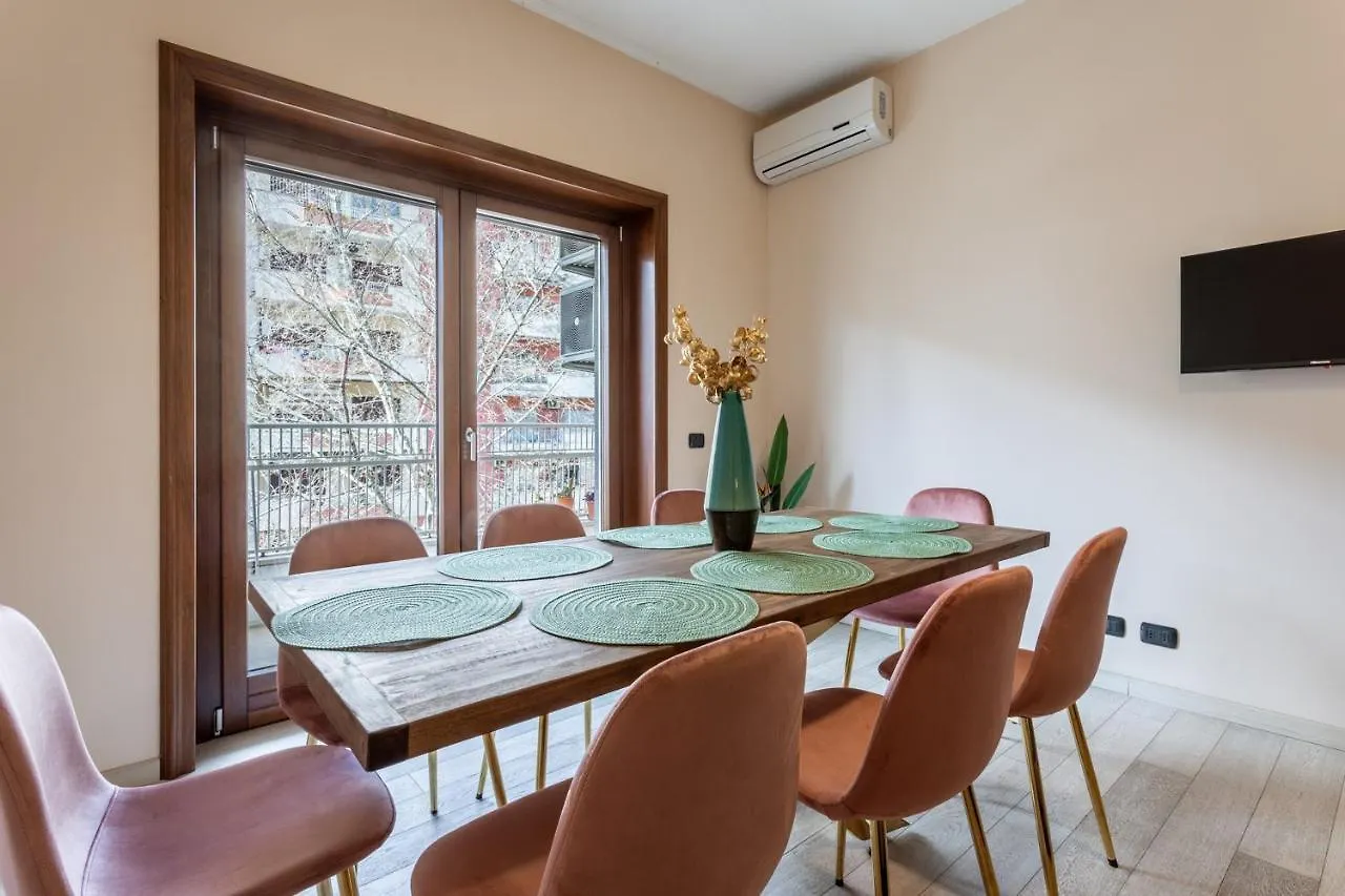 Naima Apartment San Pietro Rome Italy